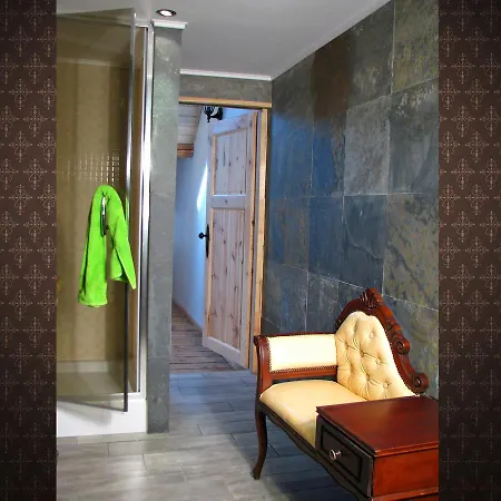 Gorala Holiday home *